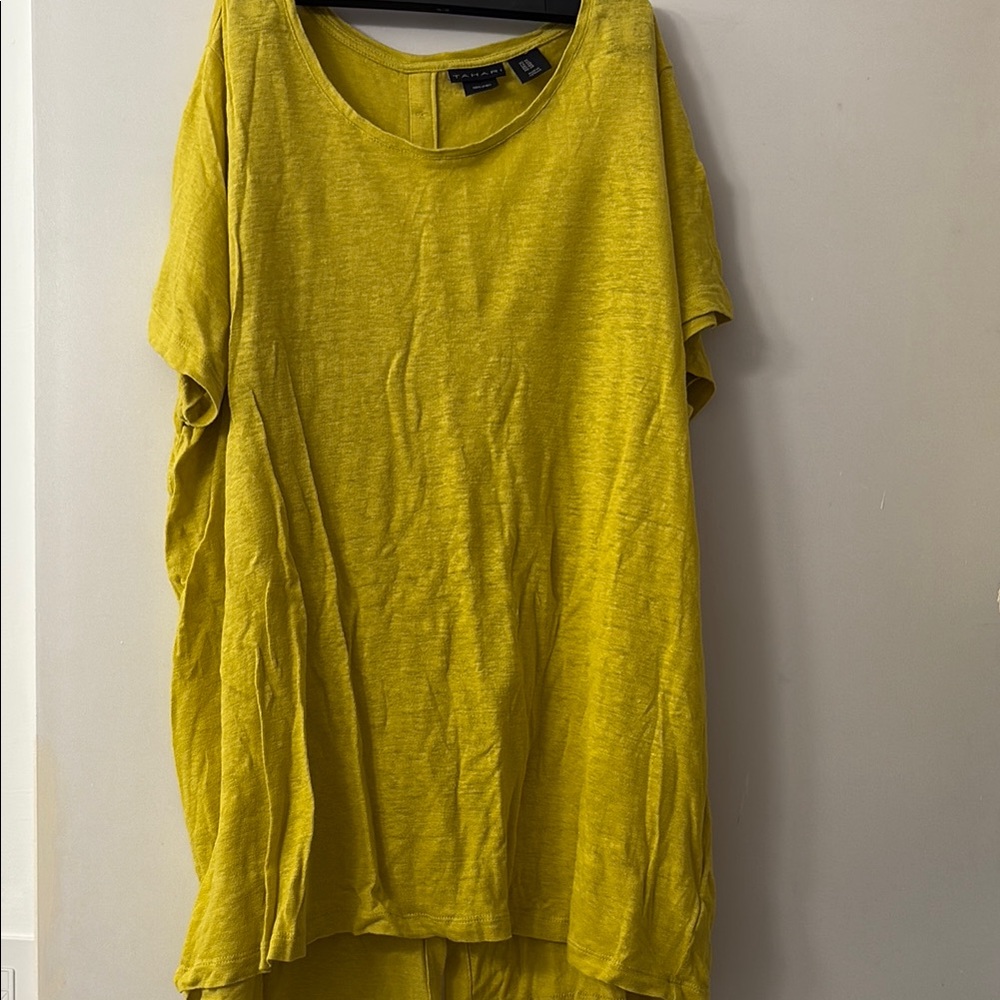 Tahari Mustard Short Sleeve 100% linen Women's Tee